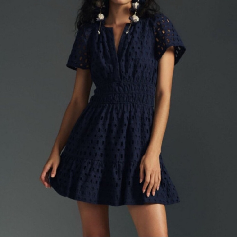 Anthropologie Somerset Dress Navy Blue Mini Eyelet Extra Small XS V-Neck Tiered